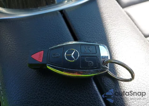 2018 Mercedes-Benz C 300 4Matic from USA, damaged, VIN WDDWF4KB4JR312579